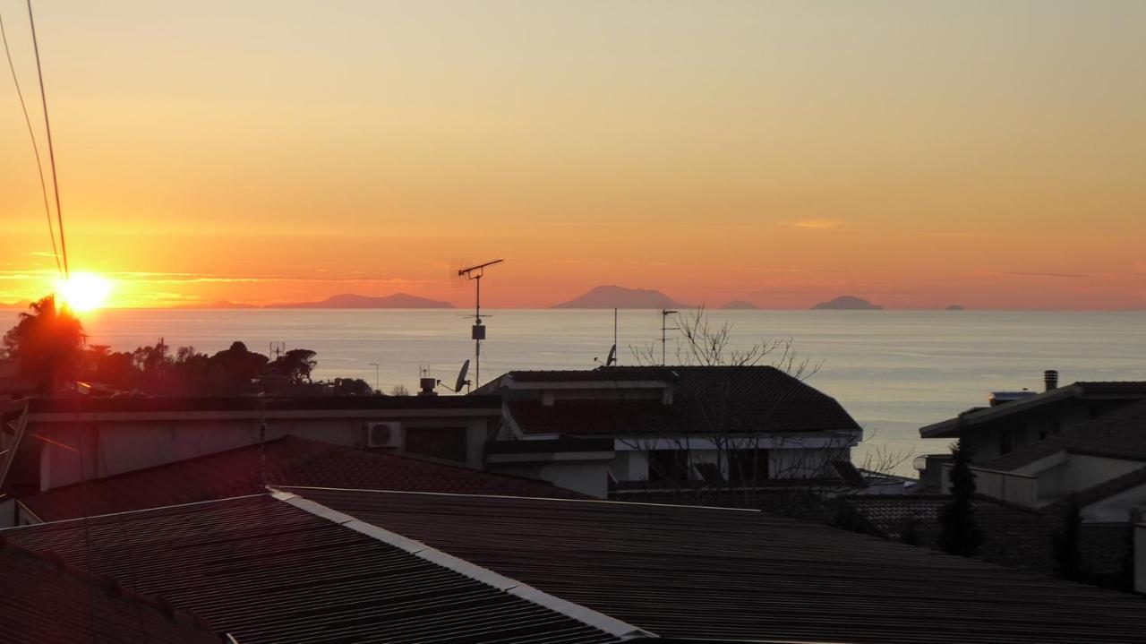 Appartamento Panoramico Santa Domenica سانتا دومينيكا المظهر الخارجي الصورة